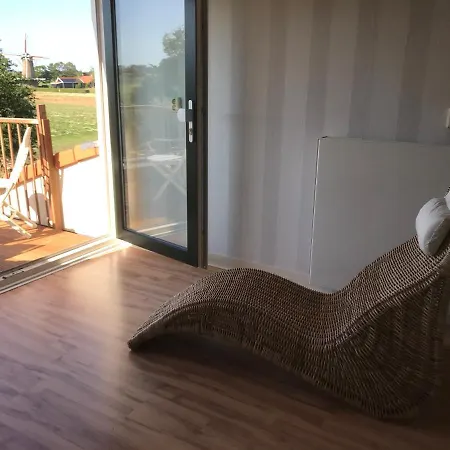 In De Gele Hoed Mooie Appartementen Met Fantastisch Uitzicht Zonnemaire Exterior photo