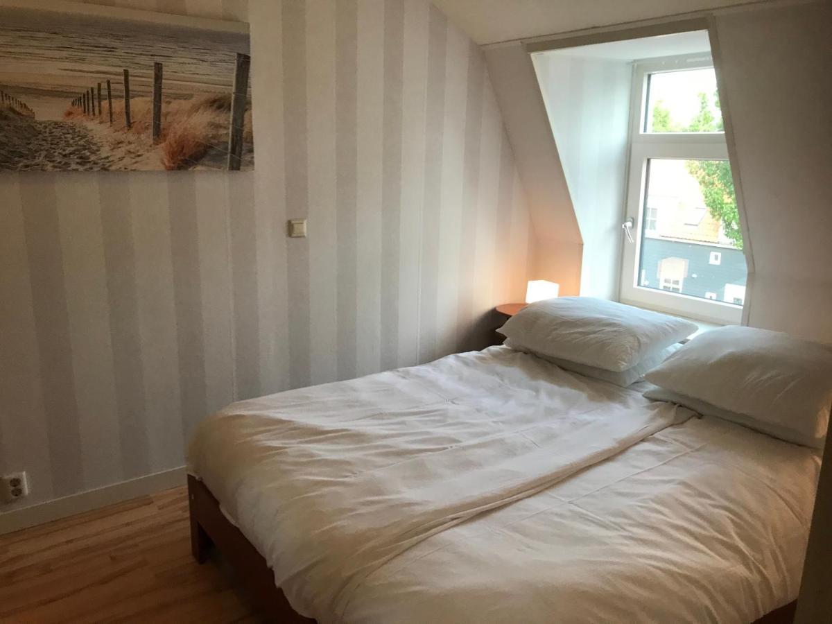 In De Gele Mooie Met Fantastisch Uitzicht Apartment Zonnemaire