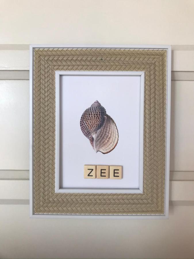 In De Gele Mooie Met Fantastisch Uitzicht Zonnemaire