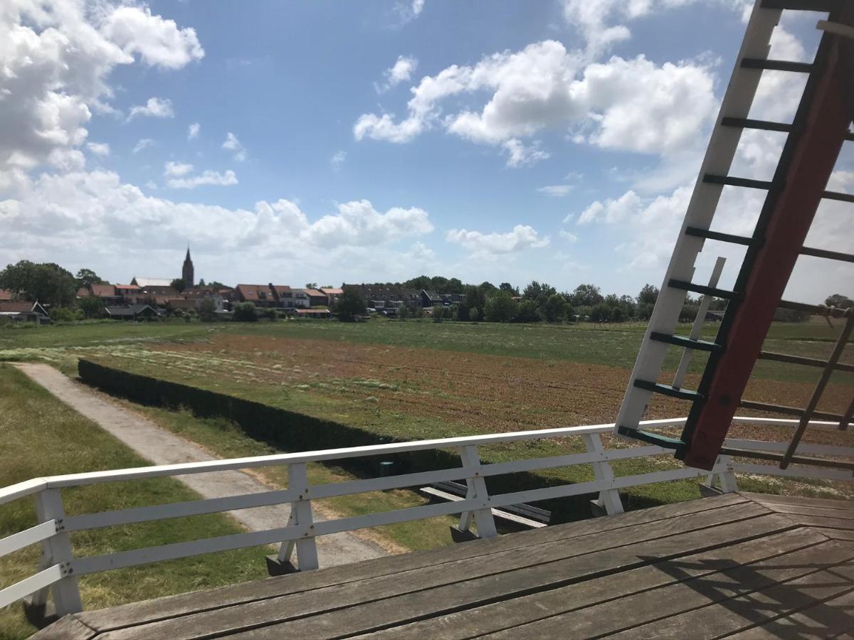 In De Gele Mooie Met Fantastisch Uitzicht